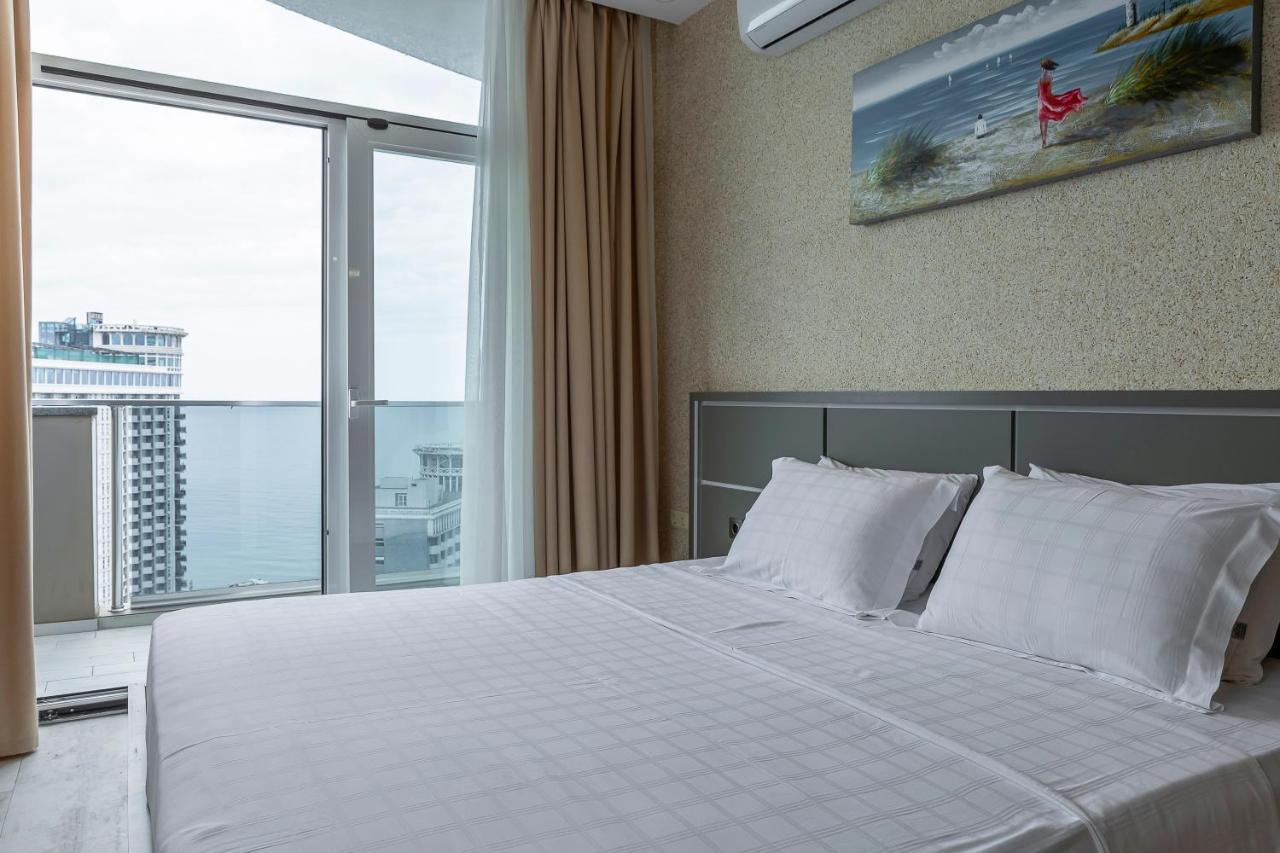 G-Point Apartment Batumi Exterior photo